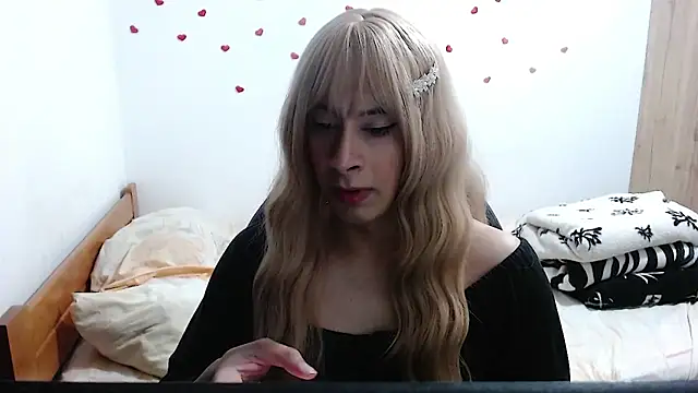 OriannaDomenechi online show from 01.04.25
