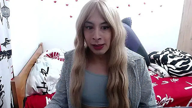 OriannaDomenechi online show from 01.07.25