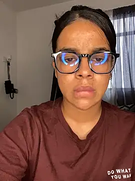 trianawhite online show from 12.10.24