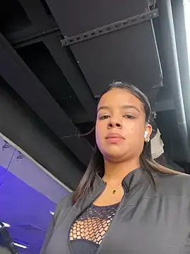 trianawhite online show from 01.28.25