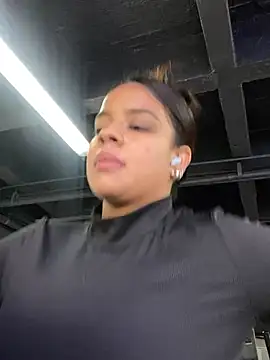 trianawhite online show from 02.24.25