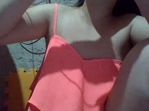 Beatrice143 online show from 10.21.25