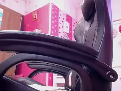 Snapshot of alexa_rodriicum chatting on 02.22.25 alexa rodriicum online show from 02.22.25