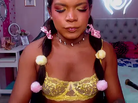 Snapshot of alexa_rodriicum chatting on 10.06.25 alexa rodriicum online show from 10.06.25