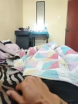 001HENRYAlejandro online show from 11.24.25