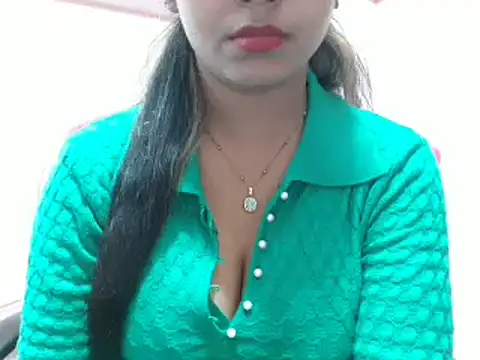 LovingPihu online show from 01.16.25