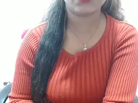 LovingPihu online show from 01.30.25