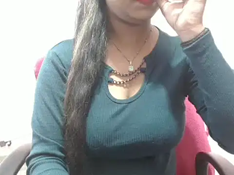 LovingPihu online show from 02.01.25