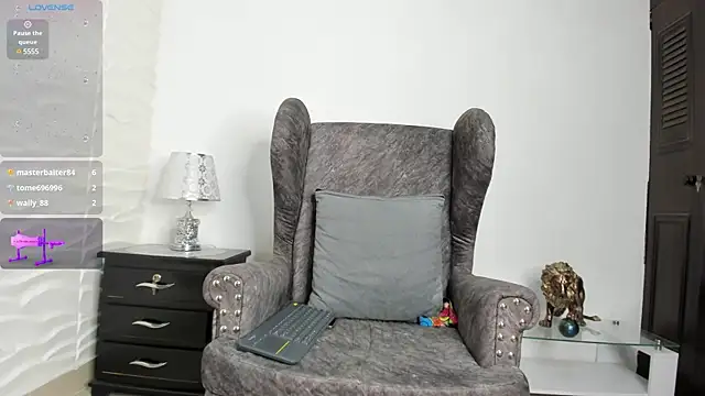 Keyla Milf online show from 12.26.24