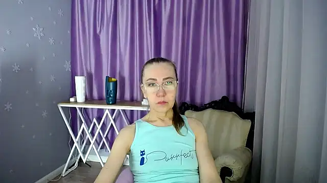 queen a n i online show from 02.01.25