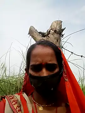 Snapshot of Mohni_Das chatting on 02.28.25 Mohni Das online show from 02.28.25