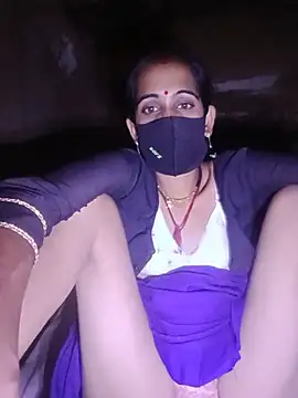 Snapshot of Mohni_Das chatting on 07.30.26 Mohni Das online show from 07.30.26