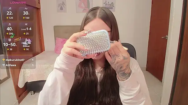 Miley Baker online show from 09.29.25