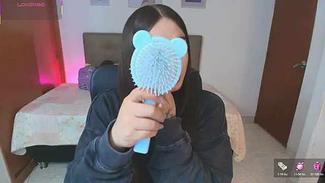 Miley Baker online show from 03.31.26