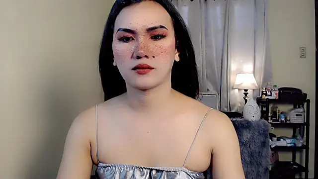 Snapshot of beatrice_21 chatting on 10.02.25 beatrice 21 online show from 10.02.25