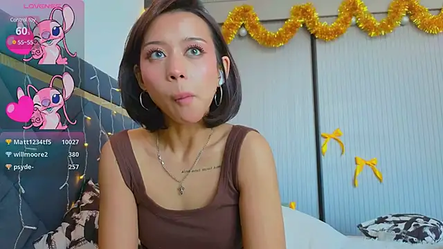 Mia Tin online show from 01.04.25