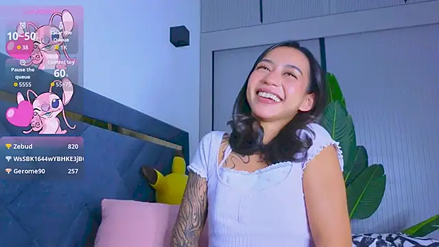 Mia Tin online show from 10.11.25