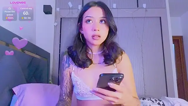 Mia Tin online show from 02.11.26