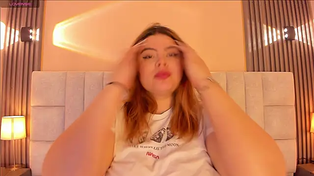 EYMI TOMSOM online show from 01.18.25
