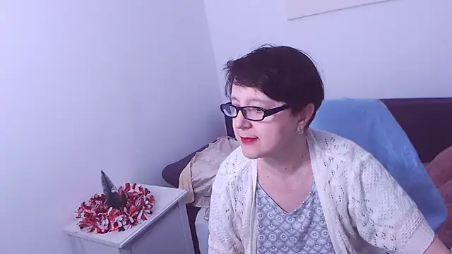 Snapshot of ChristaRose chatting on 01.05.25 ChristaRose online show from 01.05.25