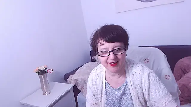 Snapshot of ChristaRose chatting on 01.31.25 ChristaRose online show from 01.31.25