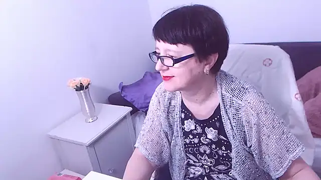 Snapshot of ChristaRose chatting on 02.10.25 ChristaRose online show from 02.10.25