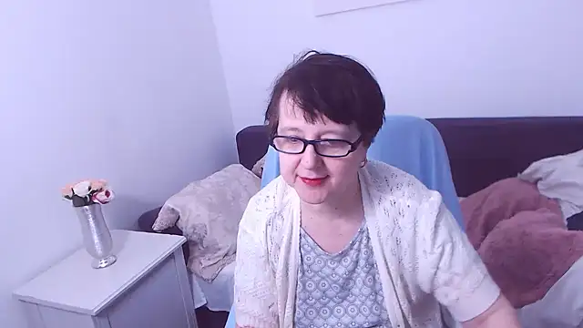 Snapshot of ChristaRose chatting on 02.14.25 ChristaRose online show from 02.14.25