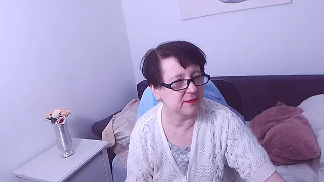 Snapshot of ChristaRose chatting on 02.19.25 ChristaRose online show from 02.19.25