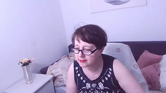 Snapshot of ChristaRose chatting on 03.14.25 ChristaRose online show from 03.14.25