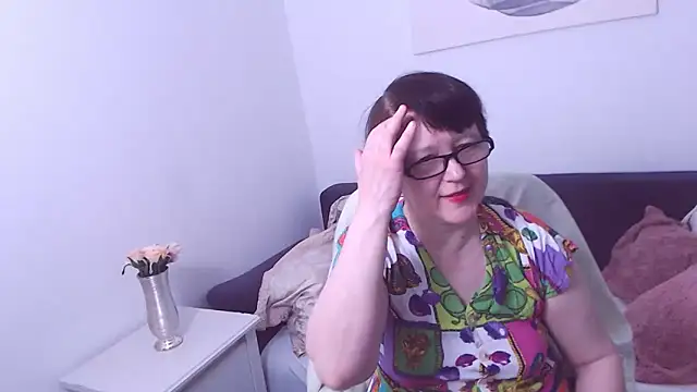 Snapshot of ChristaRose chatting on 03.15.25 ChristaRose online show from 03.15.25