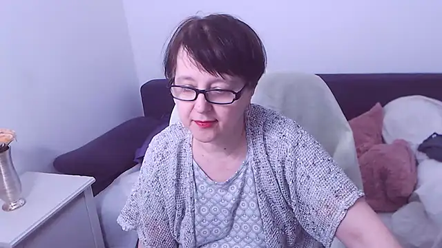 Snapshot of ChristaRose chatting on 03.22.25 ChristaRose online show from 03.22.25