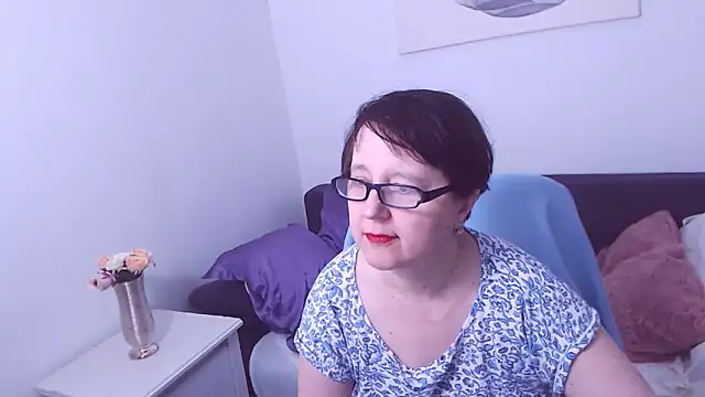 Snapshot of ChristaRose chatting on 03.22.25 ChristaRose online show from 03.22.25