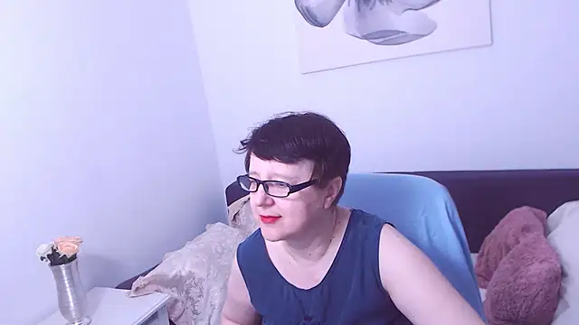 Snapshot of ChristaRose chatting on 09.12.25 ChristaRose online show from 09.12.25