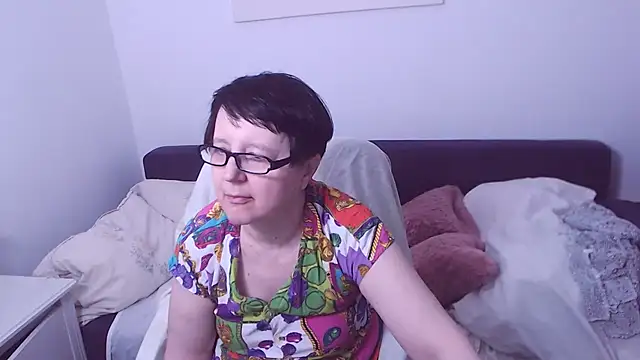 ChristaRose online show from 04.05.26