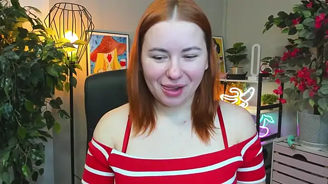 LAYLAxSTAR online show from 12.17.25