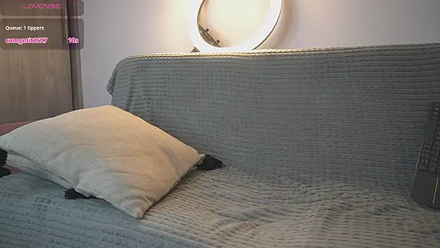 Snapshot of specter_27 chatting on 09.08.25 specter 27 online show from 09.08.25