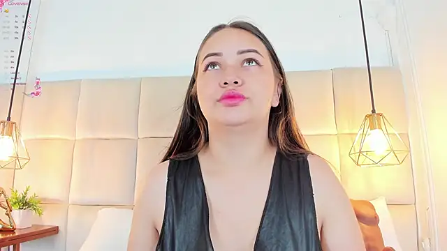 AnaisClark online show from 12.18.24