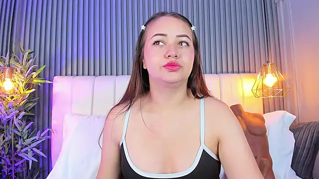 AnaisClark online show from 10.10.25