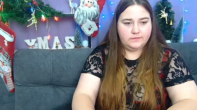 Snapshot of XX_Daniella_XX chatting on 12.19.24 XX Daniella XX online show from 12.19.24