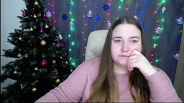 Snapshot of XX_Daniella_XX chatting on 12.19.24 XX Daniella XX online show from 12.19.24