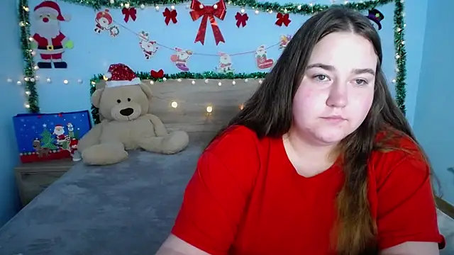 Snapshot of XX_Daniella_XX chatting on 12.23.24 XX Daniella XX online show from 12.23.24