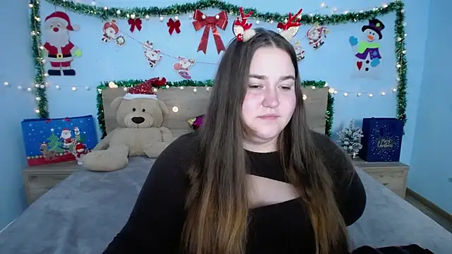 Snapshot of XX_Daniella_XX chatting on 12.24.24 XX Daniella XX online show from 12.24.24