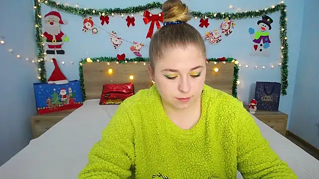 Snapshot of JessikaDaniel chatting on 12.02.24 JessikaDaniel online show from 12.02.24