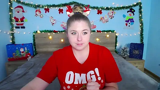 Snapshot of JessikaDaniel chatting on 12.20.24 JessikaDaniel online show from 12.20.24