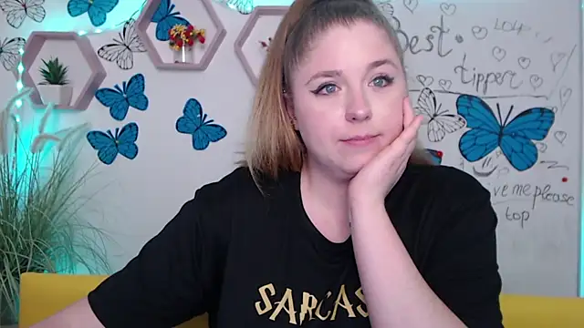 Snapshot of JessikaDaniel chatting on 03.19.25 JessikaDaniel online show from 03.19.25