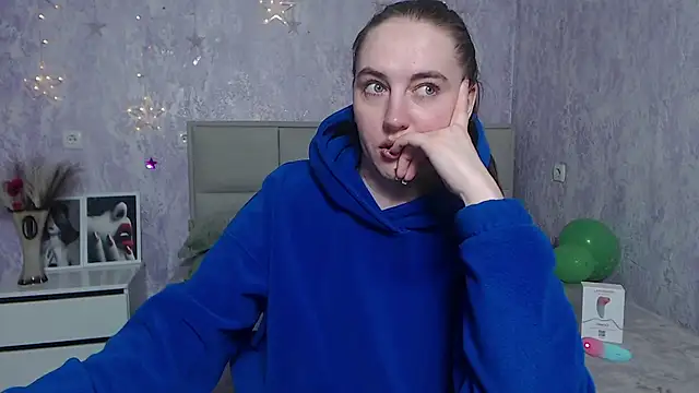 Snapshot of KaleyReed chatting on 01.19.25 KaleyReed online show from 01.19.25