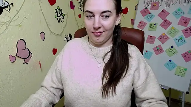 Snapshot of KaleyReed chatting on 02.06.25 KaleyReed online show from 02.06.25