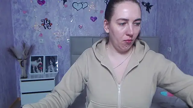 Snapshot of KaleyReed chatting on 02.14.25 KaleyReed online show from 02.14.25