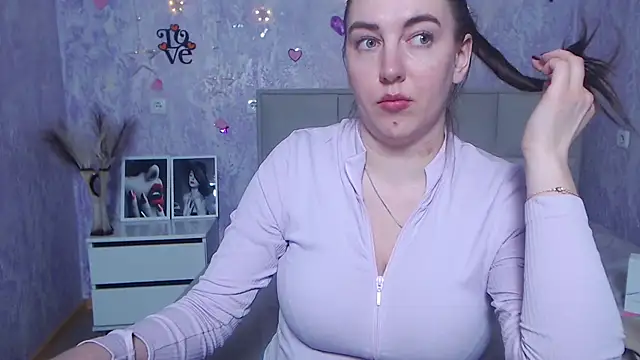 Snapshot of KaleyReed chatting on 02.14.25 KaleyReed online show from 02.14.25