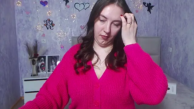 Snapshot of KaleyReed chatting on 02.25.25 KaleyReed online show from 02.25.25